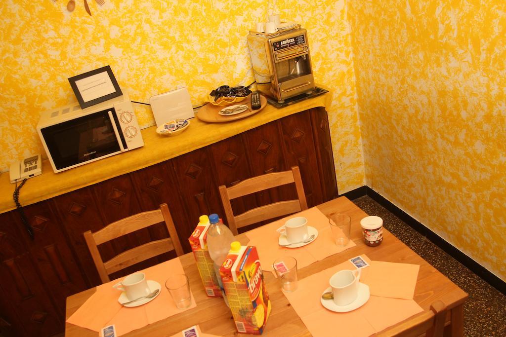 Bed & Breakfast La Rosa Dei Venti Génova Habitación foto