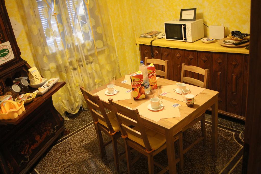Bed & Breakfast La Rosa Dei Venti Génova Habitación foto