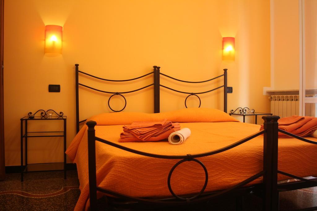 Bed & Breakfast La Rosa Dei Venti Génova Habitación foto